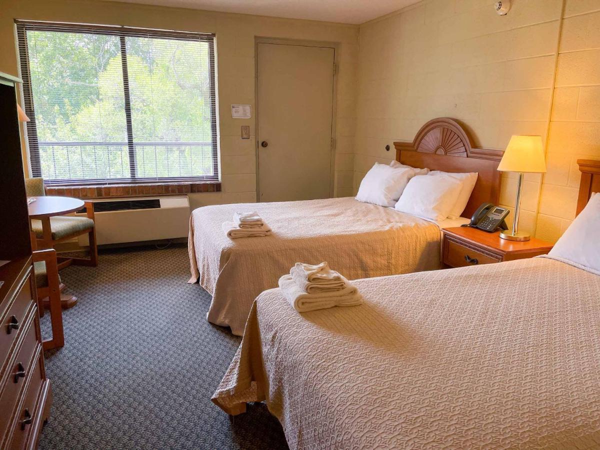 Hillside Lodge Lake Junaluska Bagian luar foto