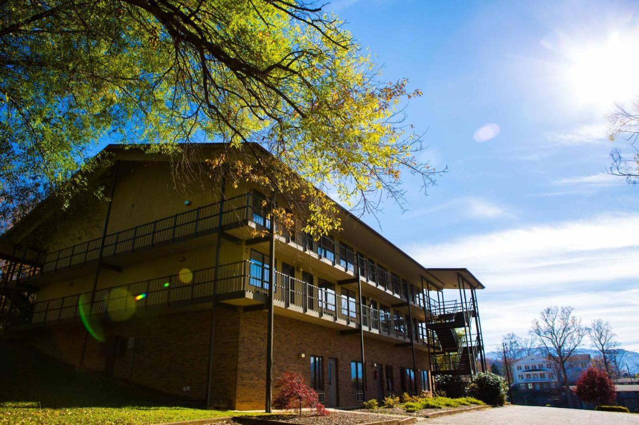 Hillside Lodge Lake Junaluska Bagian luar foto